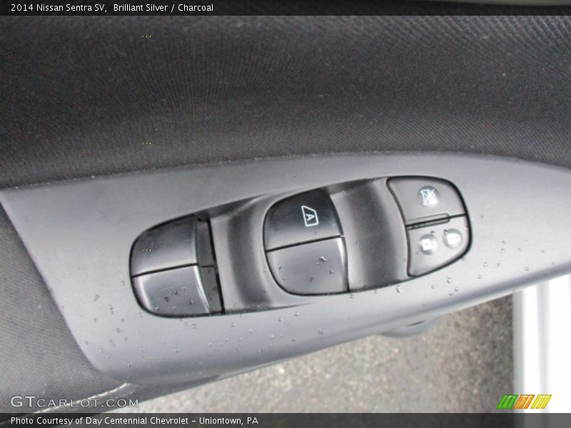 Brilliant Silver / Charcoal 2014 Nissan Sentra SV