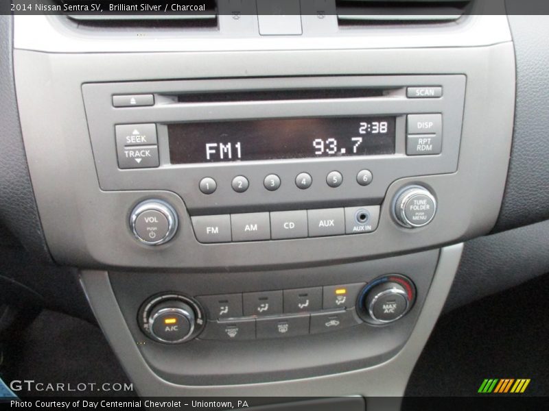 Brilliant Silver / Charcoal 2014 Nissan Sentra SV