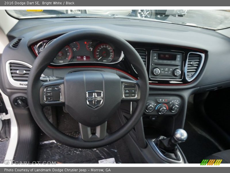 Bright White / Black 2016 Dodge Dart SE