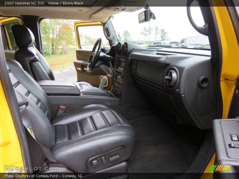Front Seat of 2007 H2 SUV