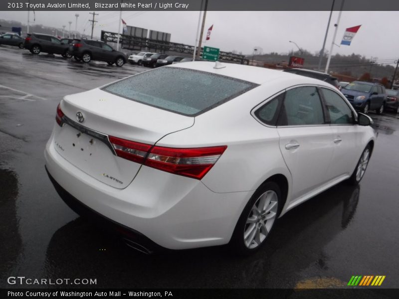 Blizzard White Pearl / Light Gray 2013 Toyota Avalon Limited