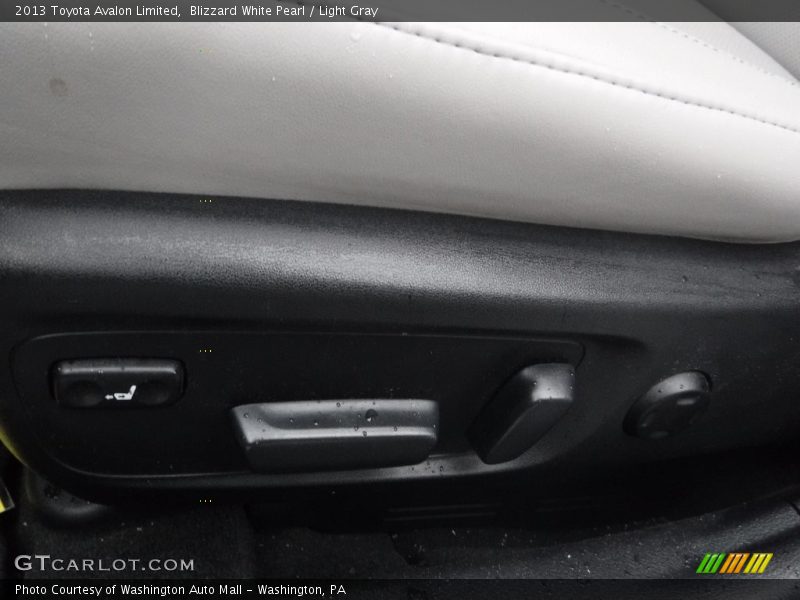 Blizzard White Pearl / Light Gray 2013 Toyota Avalon Limited