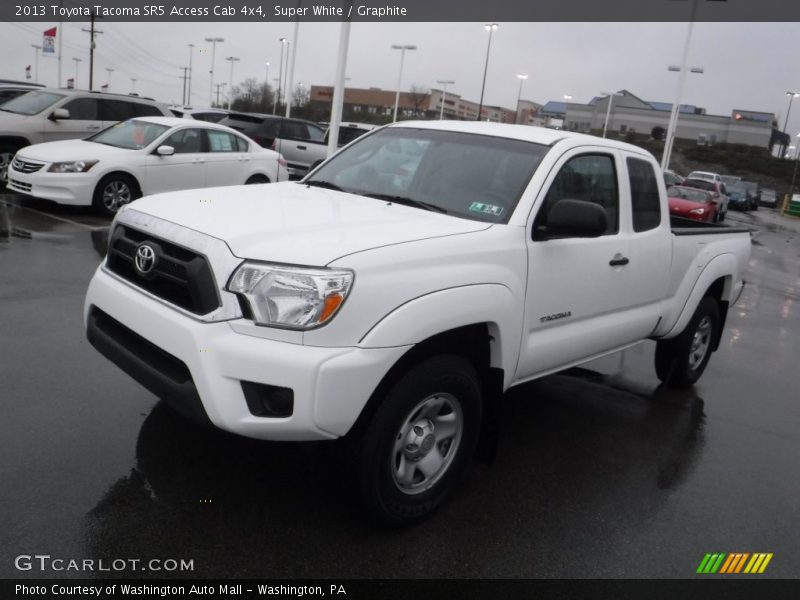 Super White / Graphite 2013 Toyota Tacoma SR5 Access Cab 4x4