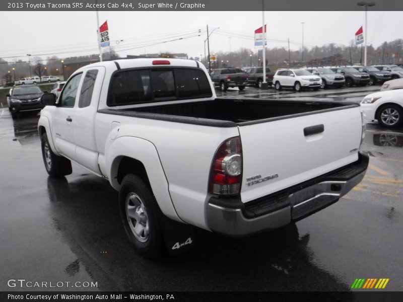 Super White / Graphite 2013 Toyota Tacoma SR5 Access Cab 4x4