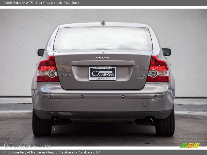 Flint Gray Metallic / Off Black 2006 Volvo S40 T5