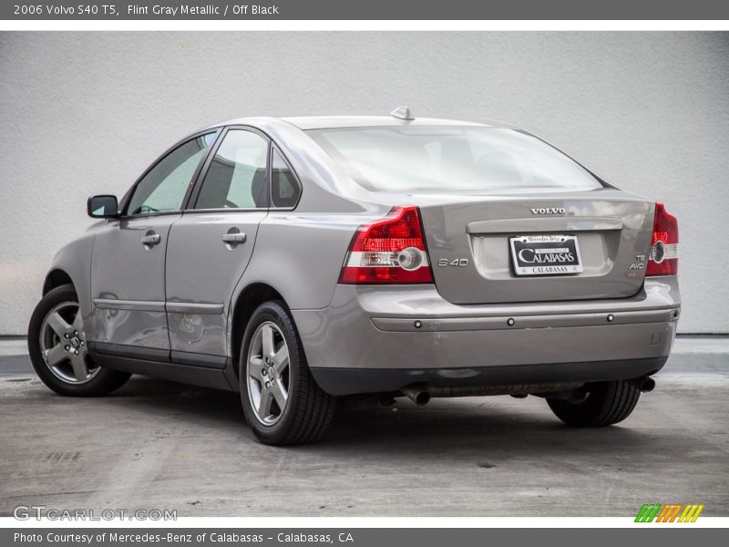 Flint Gray Metallic / Off Black 2006 Volvo S40 T5