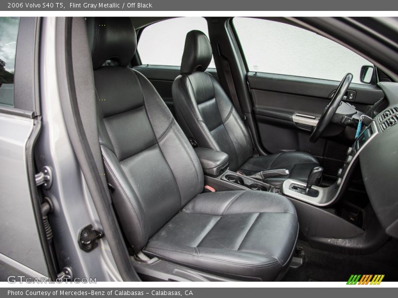 Flint Gray Metallic / Off Black 2006 Volvo S40 T5