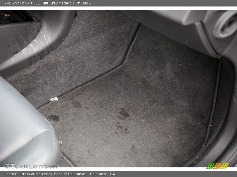 Flint Gray Metallic / Off Black 2006 Volvo S40 T5