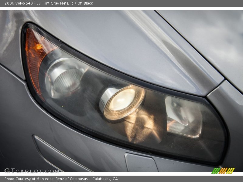 Flint Gray Metallic / Off Black 2006 Volvo S40 T5