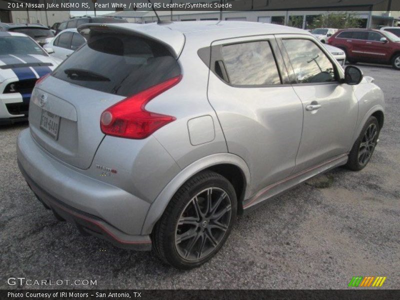 Pearl White / NISMO RS Leather/Synthetic Suede 2014 Nissan Juke NISMO RS