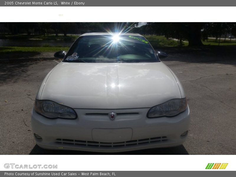 White / Ebony 2005 Chevrolet Monte Carlo LS
