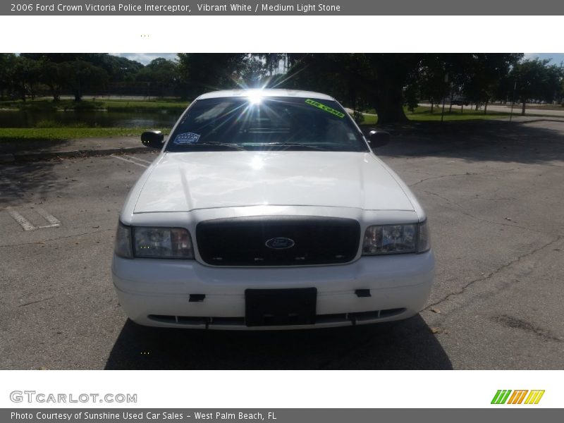 Vibrant White / Medium Light Stone 2006 Ford Crown Victoria Police Interceptor