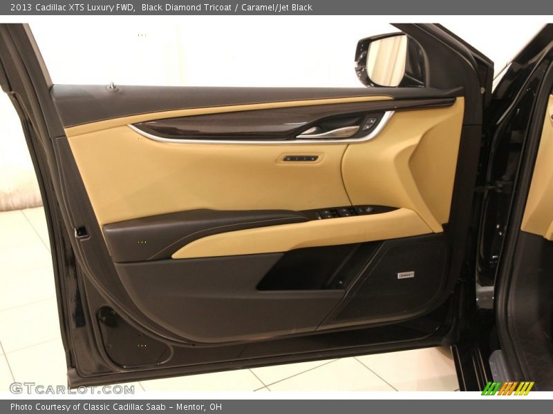 Black Diamond Tricoat / Caramel/Jet Black 2013 Cadillac XTS Luxury FWD