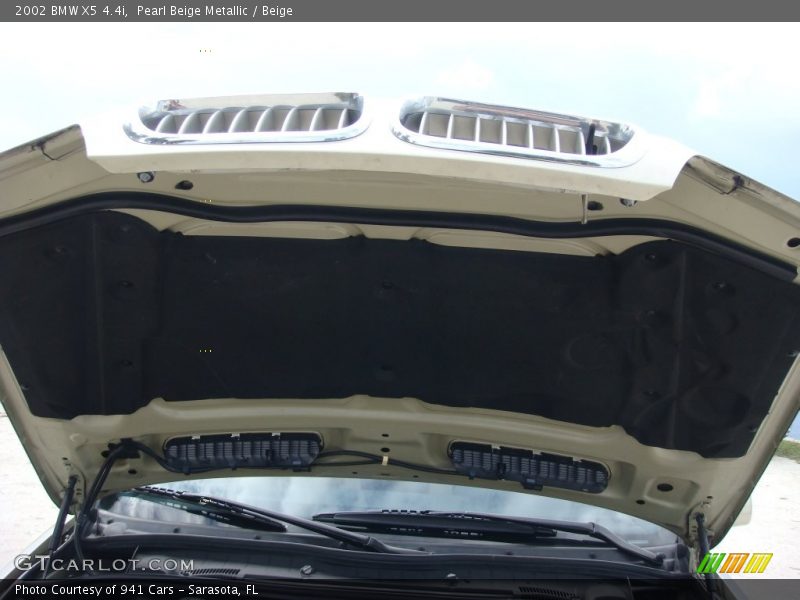Pearl Beige Metallic / Beige 2002 BMW X5 4.4i