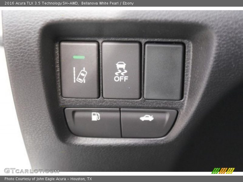 Controls of 2016 TLX 3.5 Technology SH-AWD