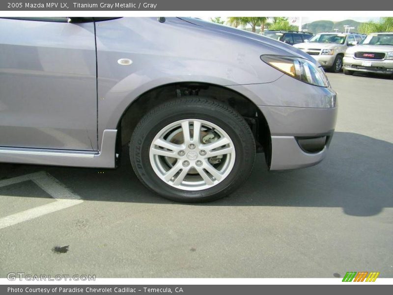 Titanium Gray Metallic / Gray 2005 Mazda MPV LX