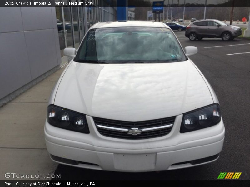 White / Medium Gray 2005 Chevrolet Impala LS