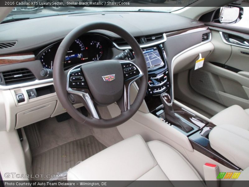 Shale/Cocoa Interior - 2016 XTS Luxury Sedan 