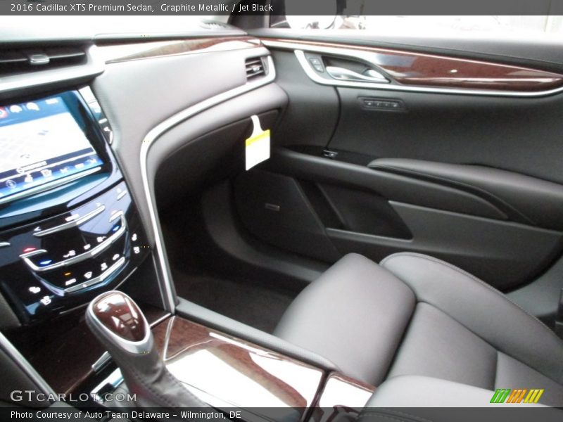 Graphite Metallic / Jet Black 2016 Cadillac XTS Premium Sedan