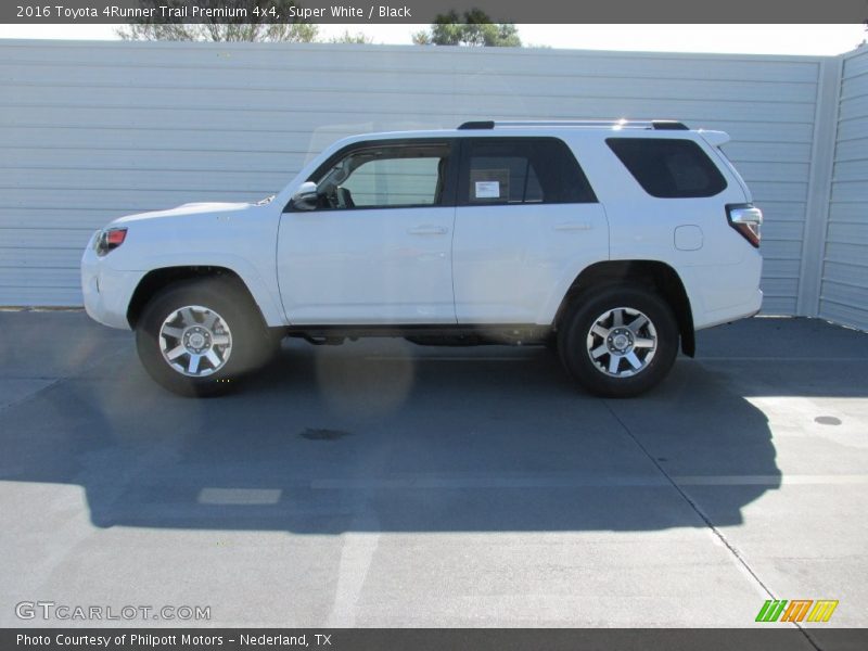 Super White / Black 2016 Toyota 4Runner Trail Premium 4x4