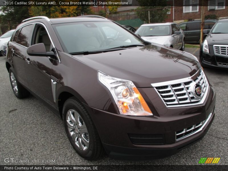 Front 3/4 View of 2016 SRX Luxury AWD