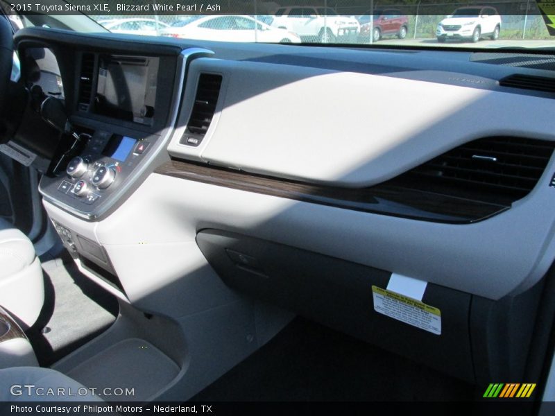 Blizzard White Pearl / Ash 2015 Toyota Sienna XLE