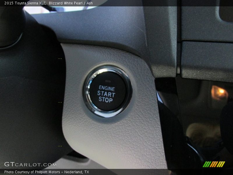 Blizzard White Pearl / Ash 2015 Toyota Sienna XLE