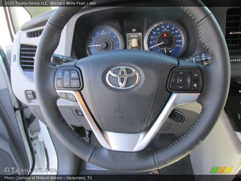Blizzard White Pearl / Ash 2015 Toyota Sienna XLE
