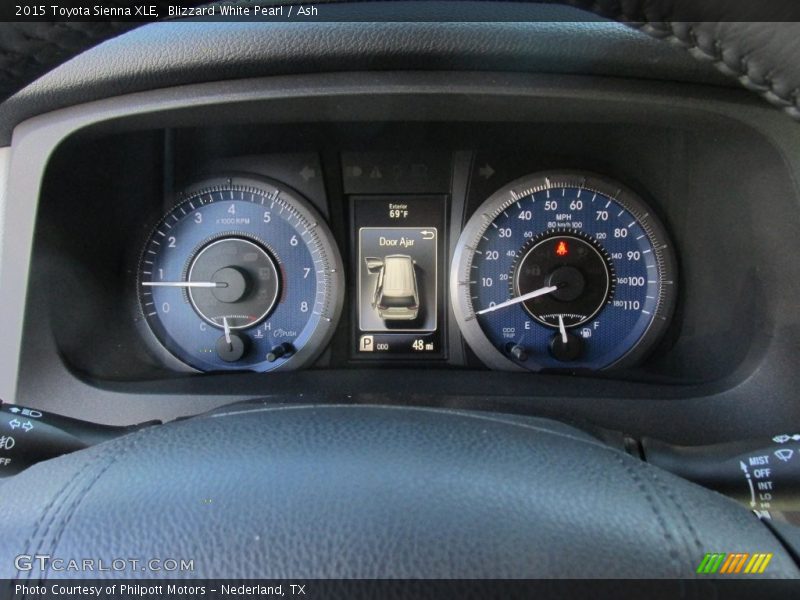 Blizzard White Pearl / Ash 2015 Toyota Sienna XLE