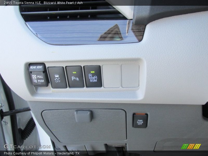 Blizzard White Pearl / Ash 2015 Toyota Sienna XLE