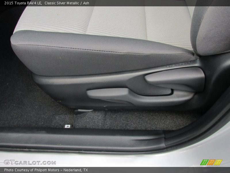 Classic Silver Metallic / Ash 2015 Toyota RAV4 LE