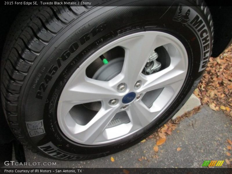Tuxedo Black Metallic / Ebony 2015 Ford Edge SE