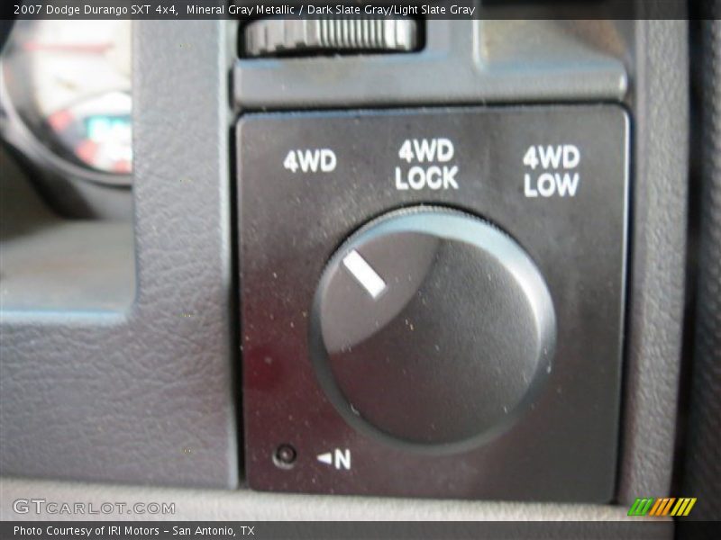 Mineral Gray Metallic / Dark Slate Gray/Light Slate Gray 2007 Dodge Durango SXT 4x4