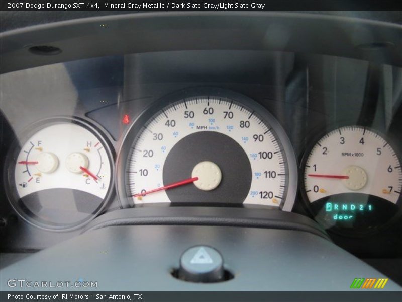 Mineral Gray Metallic / Dark Slate Gray/Light Slate Gray 2007 Dodge Durango SXT 4x4