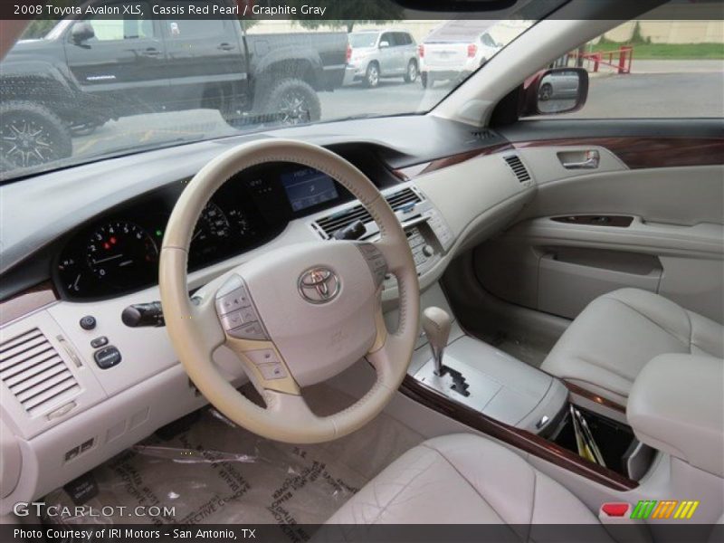Cassis Red Pearl / Graphite Gray 2008 Toyota Avalon XLS