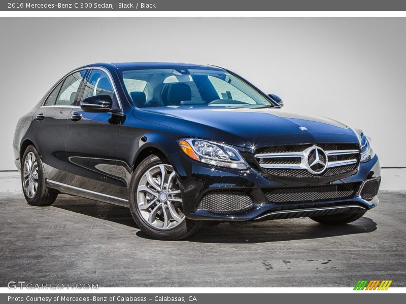 Front 3/4 View of 2016 C 300 Sedan
