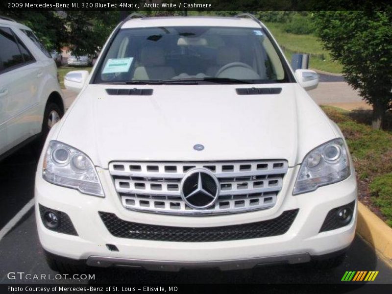 Arctic White / Cashmere 2009 Mercedes-Benz ML 320 BlueTec 4Matic