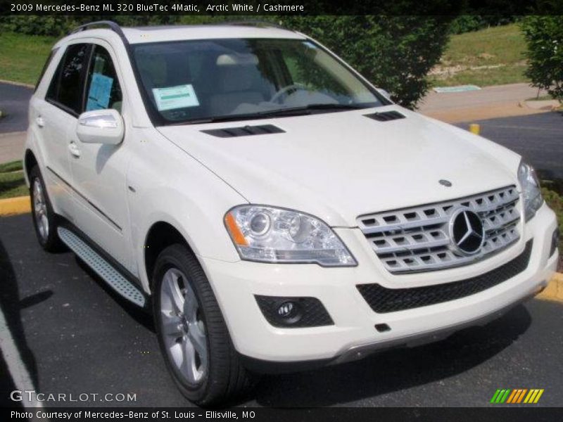 Arctic White / Cashmere 2009 Mercedes-Benz ML 320 BlueTec 4Matic
