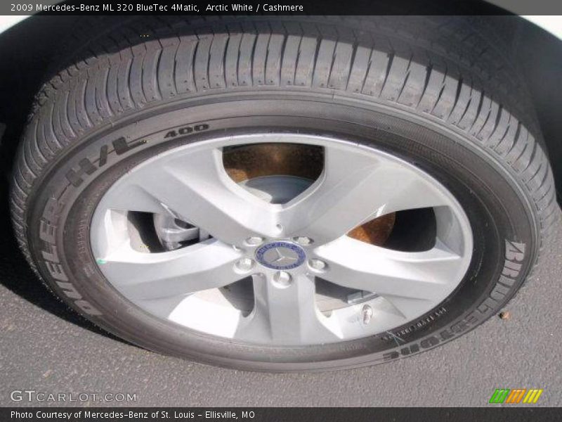 Arctic White / Cashmere 2009 Mercedes-Benz ML 320 BlueTec 4Matic