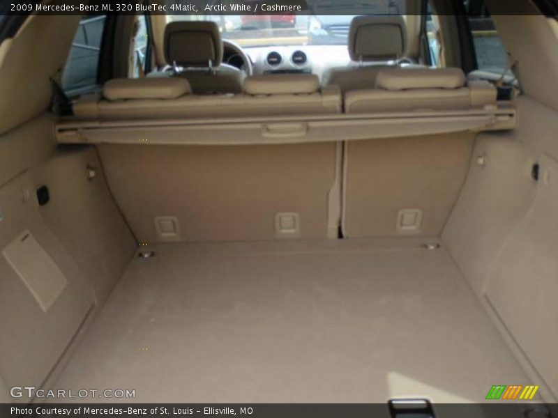 Arctic White / Cashmere 2009 Mercedes-Benz ML 320 BlueTec 4Matic