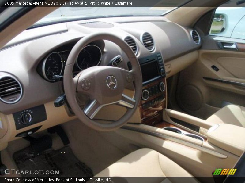 Arctic White / Cashmere 2009 Mercedes-Benz ML 320 BlueTec 4Matic