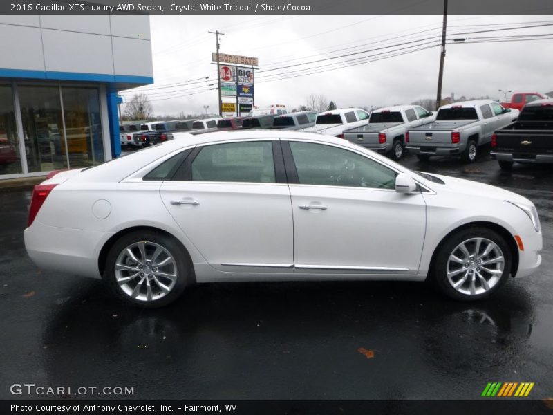  2016 XTS Luxury AWD Sedan Crystal White Tricoat