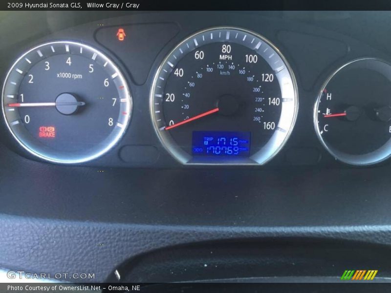 Willow Gray / Gray 2009 Hyundai Sonata GLS