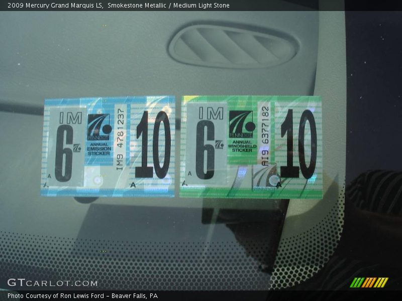 Smokestone Metallic / Medium Light Stone 2009 Mercury Grand Marquis LS
