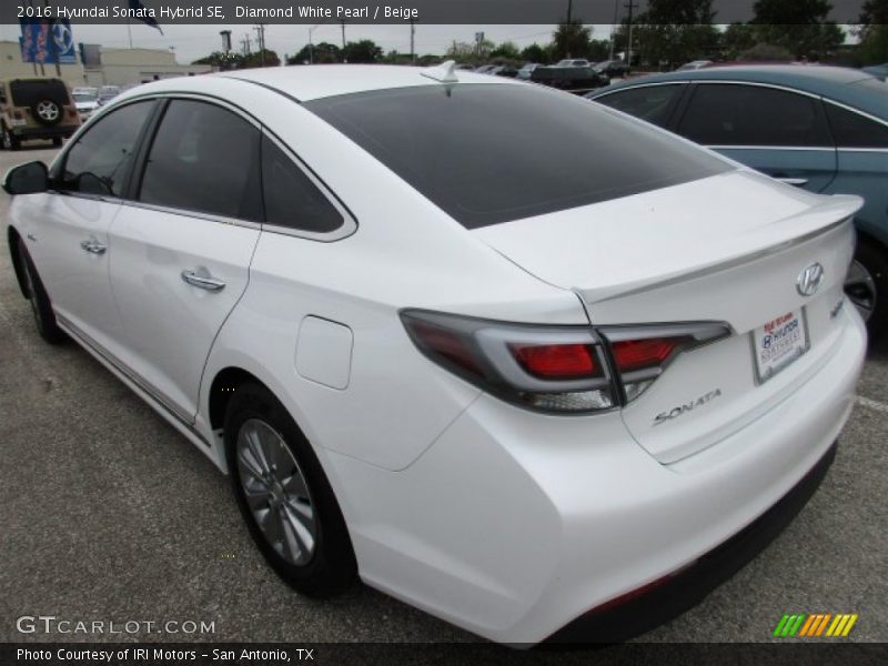 Diamond White Pearl / Beige 2016 Hyundai Sonata Hybrid SE