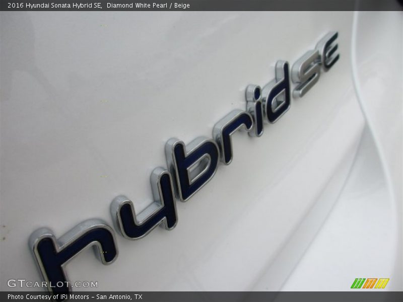 Diamond White Pearl / Beige 2016 Hyundai Sonata Hybrid SE