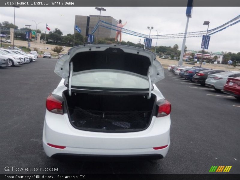 White / Beige 2016 Hyundai Elantra SE