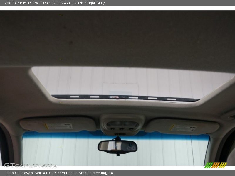 Black / Light Gray 2005 Chevrolet TrailBlazer EXT LS 4x4