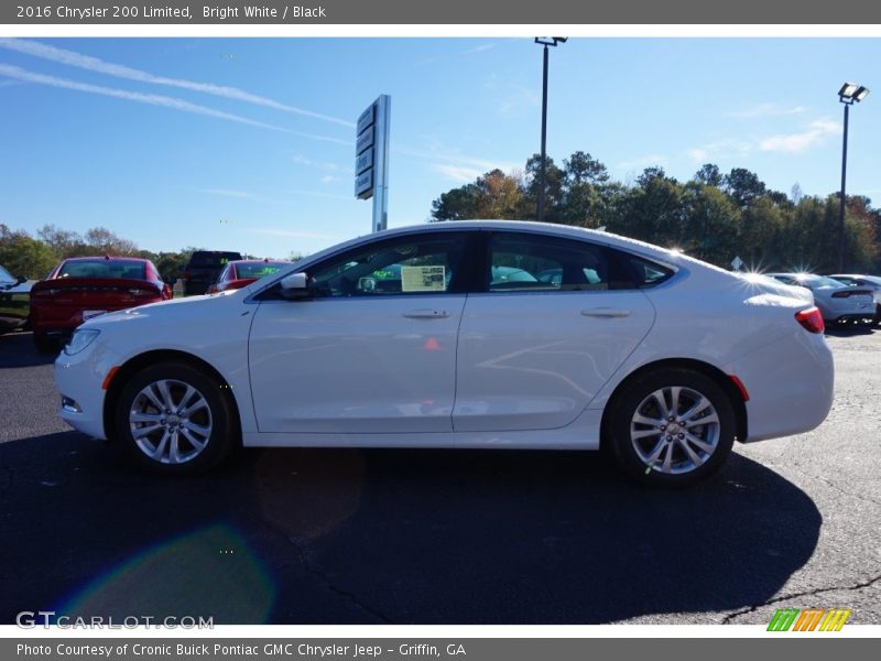 Bright White / Black 2016 Chrysler 200 Limited