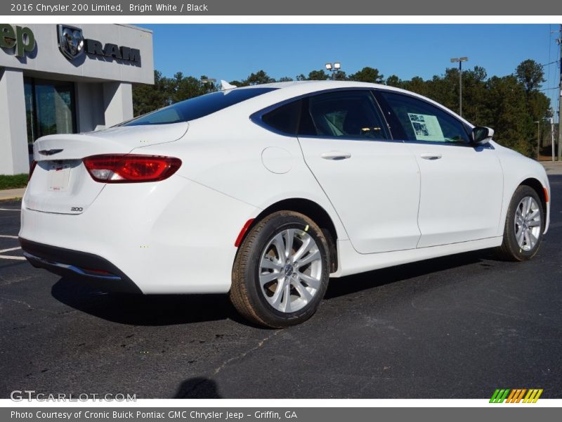 Bright White / Black 2016 Chrysler 200 Limited